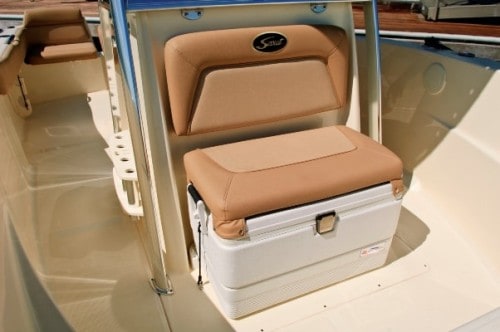 195SF forward console seat with cooler