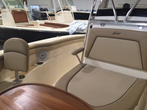 215XSF bow table and forward console seat