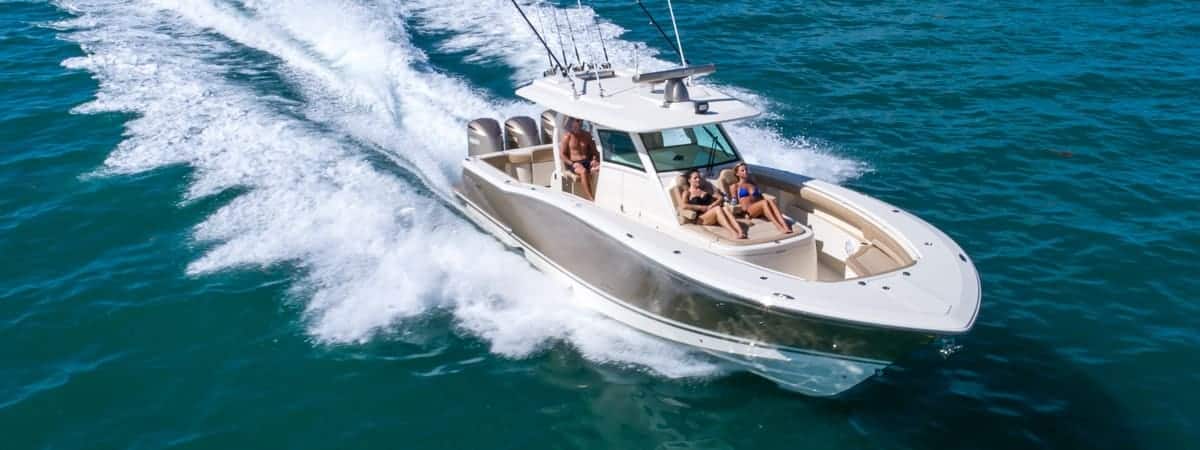 When Is The Best Time To Buy A Boat? | Scout Boats